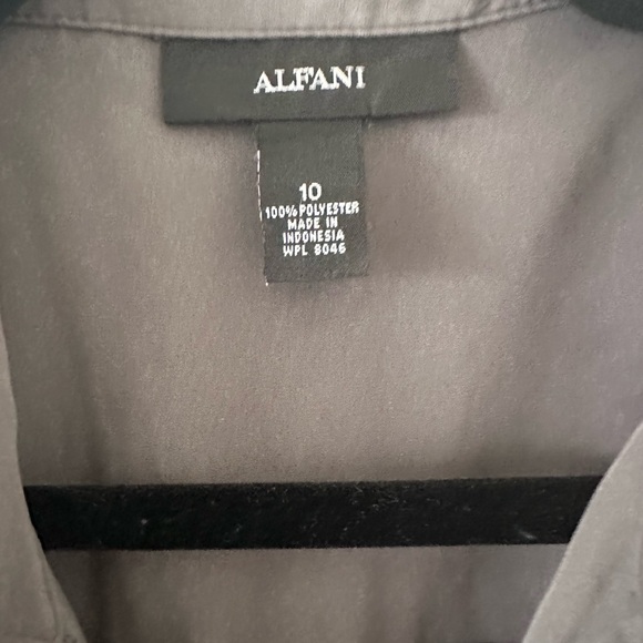 Alfani Size 10  shiny Grey zip up Dress with Pockets and Snap up sleeves - Picture 9 of 10